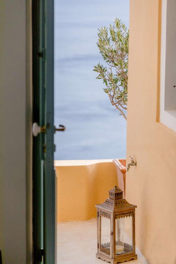 Zoe Aegeas Traditional Houses Oia  Bagian luar foto